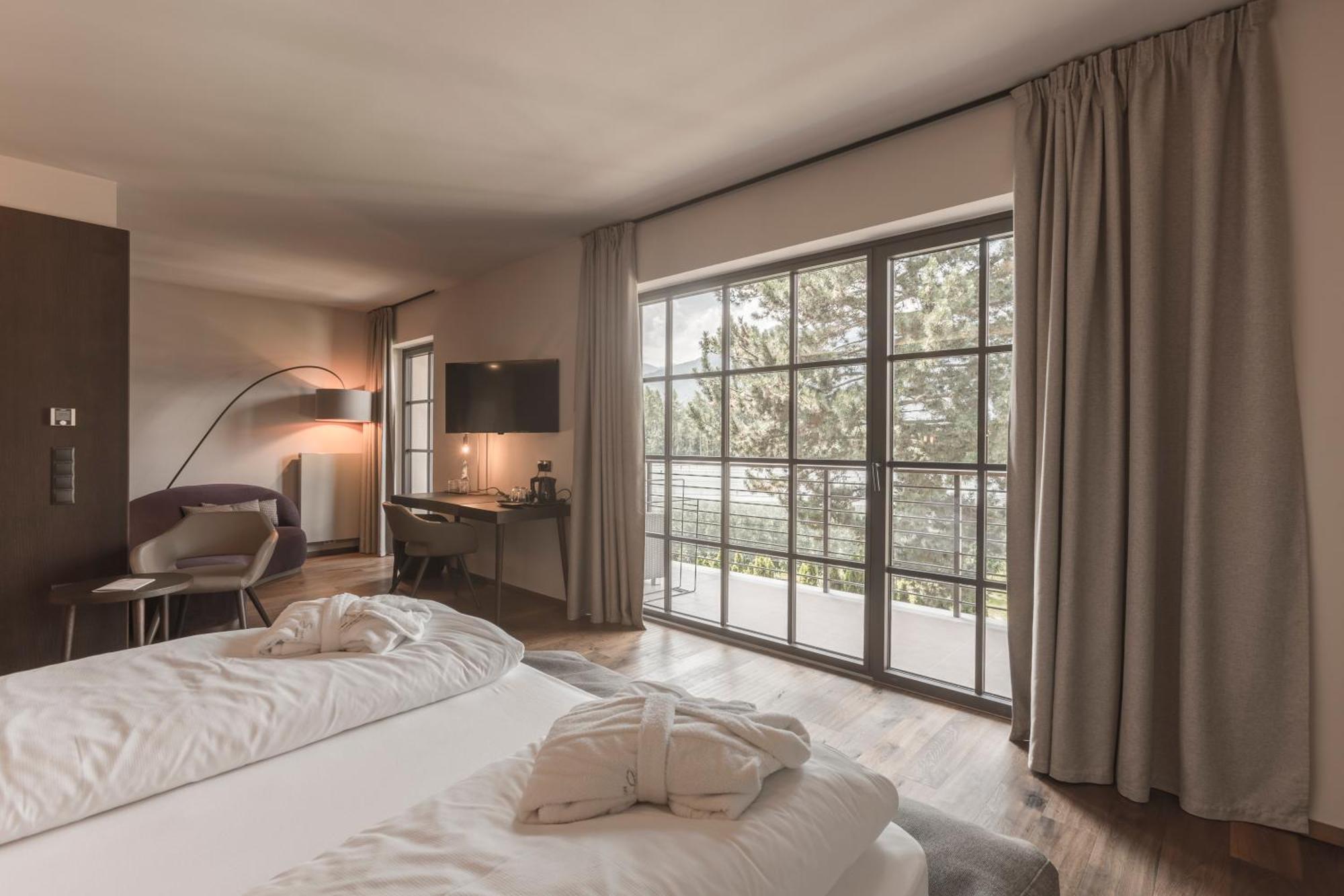 Hotel Seehof Nature Retreat Natz-Schabs ภายนอก รูปภาพ