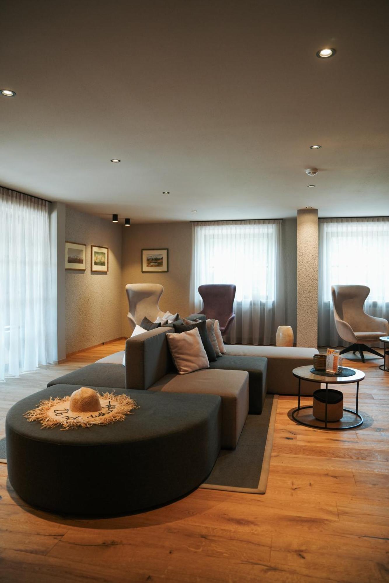 Hotel Seehof Nature Retreat Natz-Schabs ภายนอก รูปภาพ